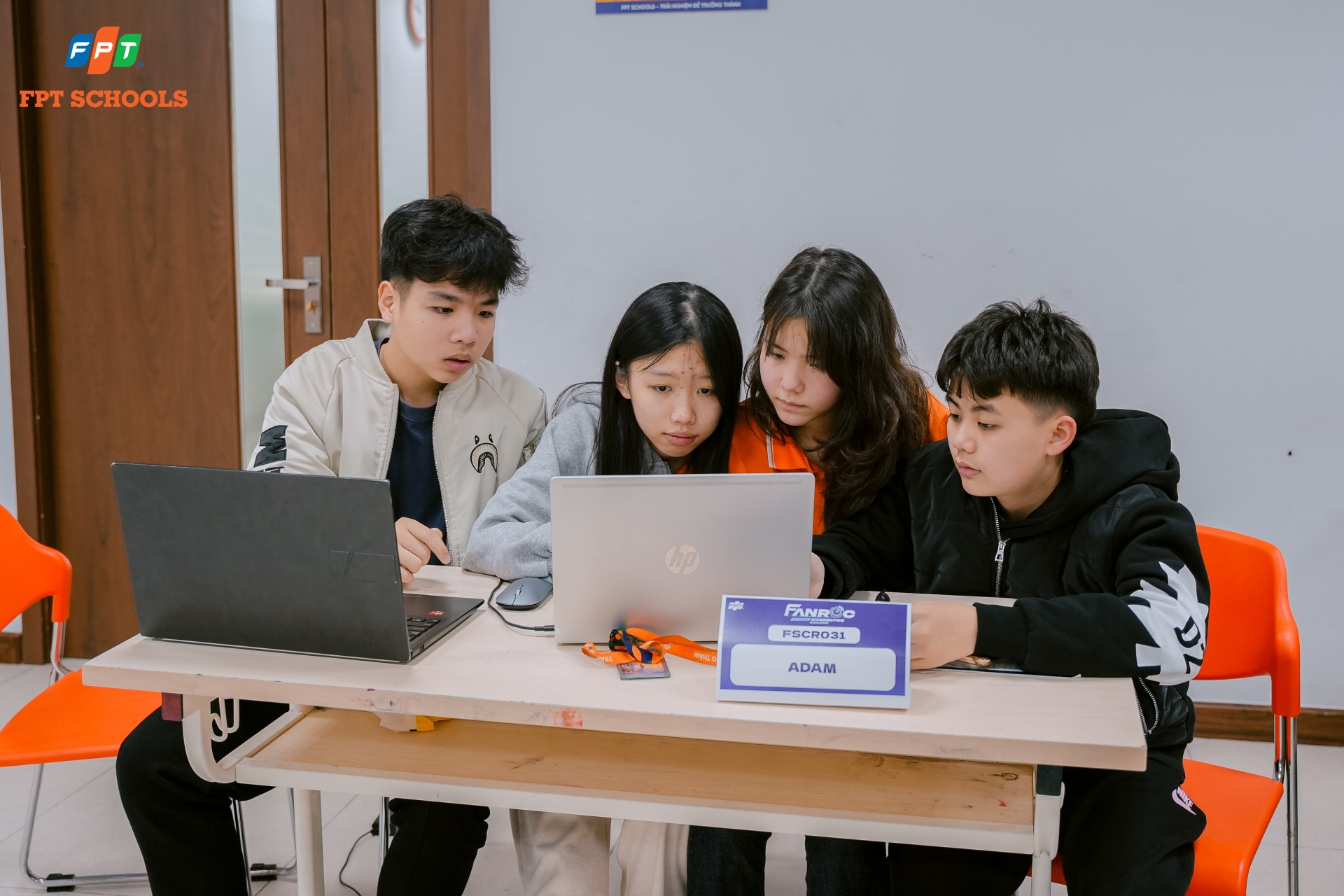 Lộ diện các đội thi xuất sắc Nhà F tiếp tục bước vào vòng trong của cuộc thi FAnRoC