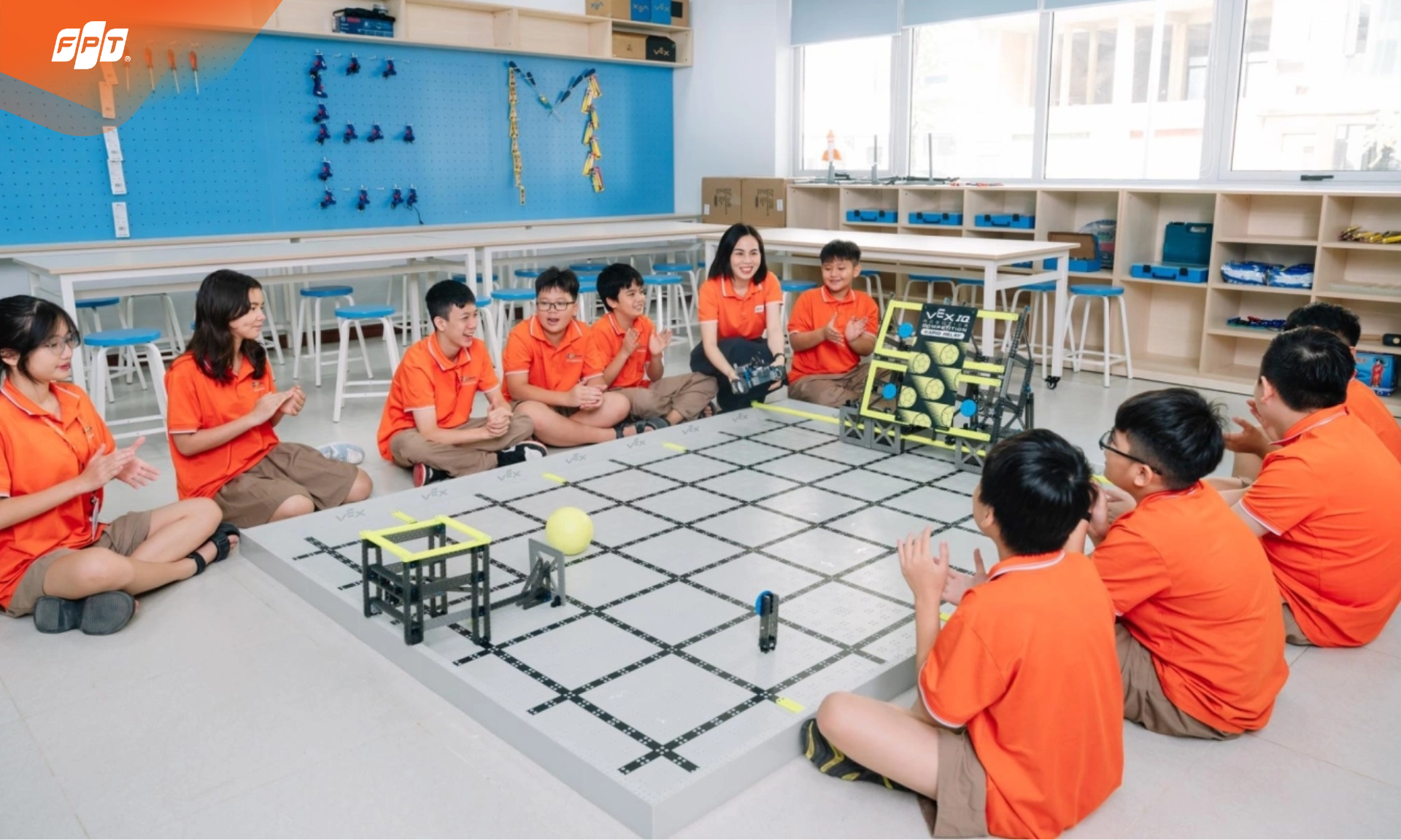 học sinh fpt schools