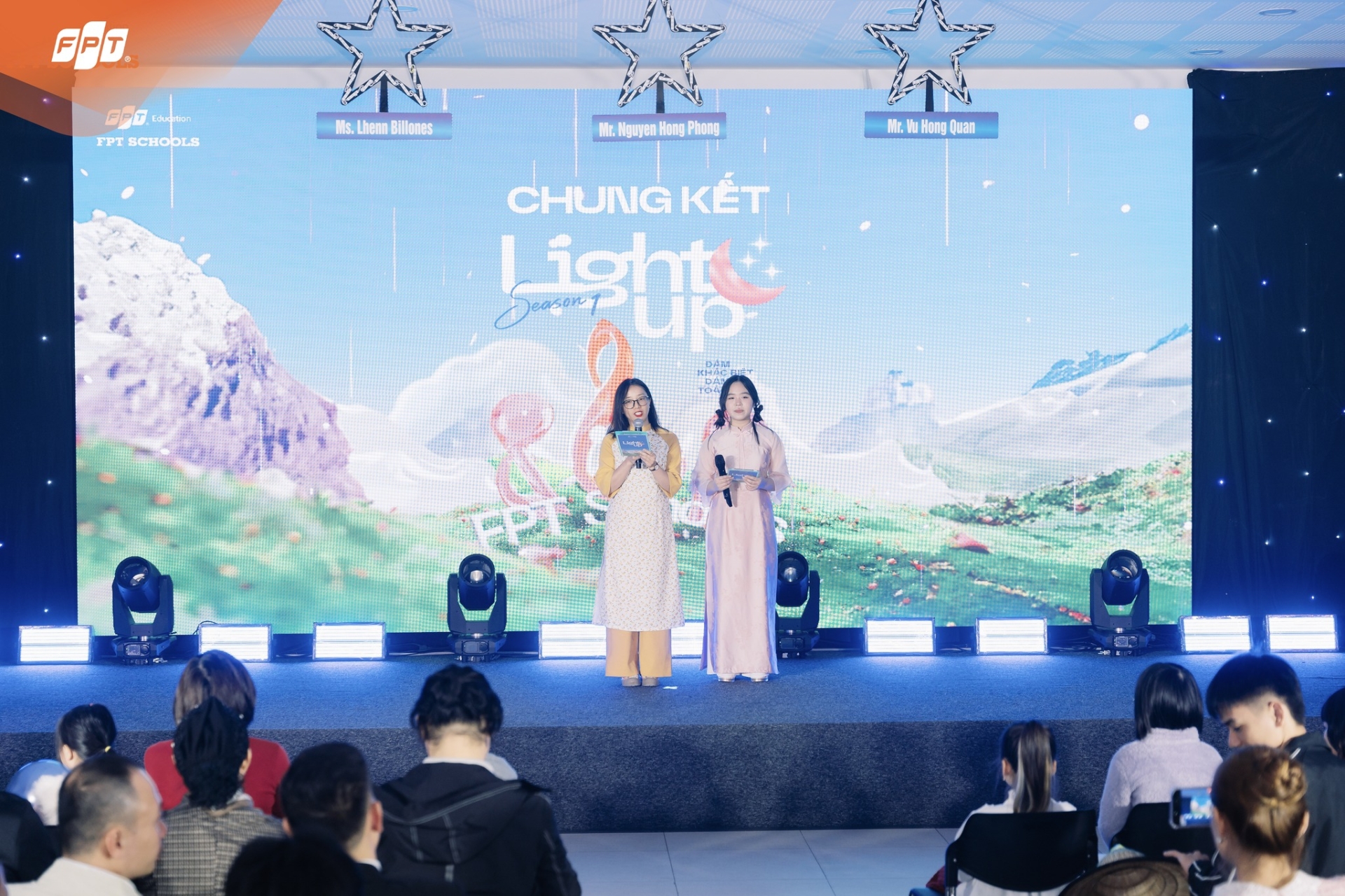 Light Up 2025: Sân khấu của những giấc mơ nhỏ biết toả sáng