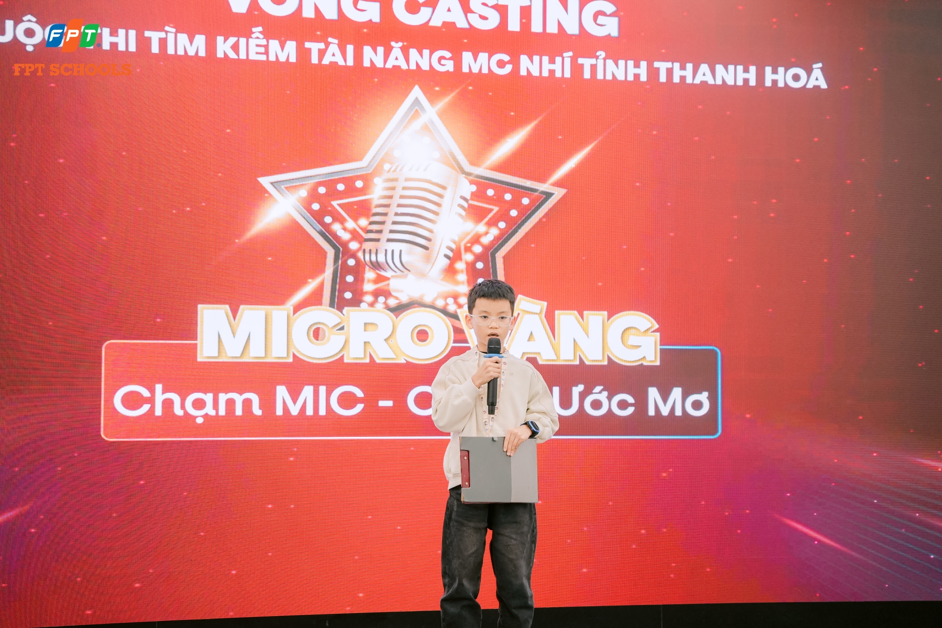 Fschoolers tự tin tỏa sáng tại vòng casting Micro Vàng