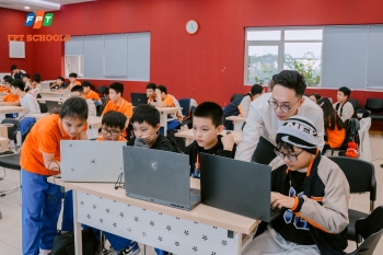 Học sinh Nhà F chính thức bước vào vòng training FAnRoc