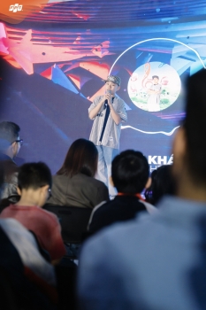 Sân khấu Light Up - Nơi học sinh Fschool Thanh Hoá dám bước lên và toả sáng