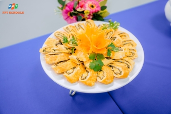 Học sinh, giáo viên Fschool Thanh Hóa hào hứng trải nghiệm thực đơn bán trú mới